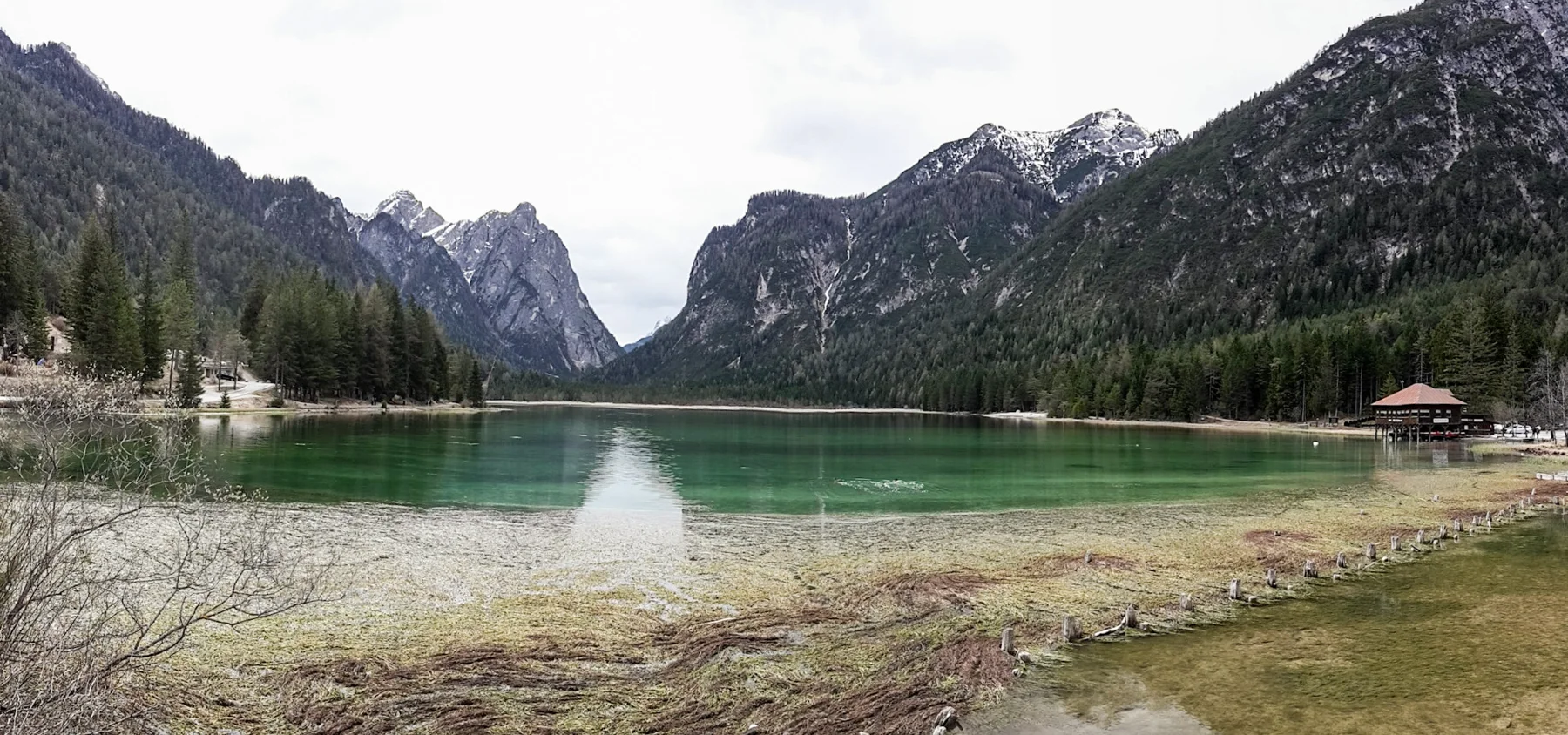 Dobbiaco con bambini: lago, parchi giochi e passeggiate facili